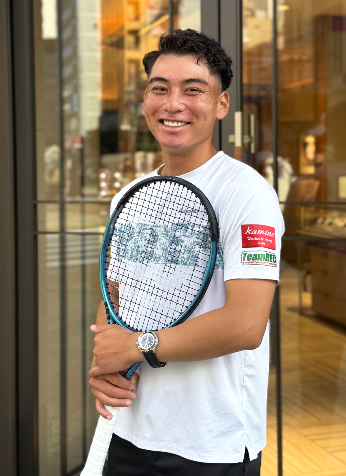 男子プロテニスプレイヤー 田口涼太郎選手