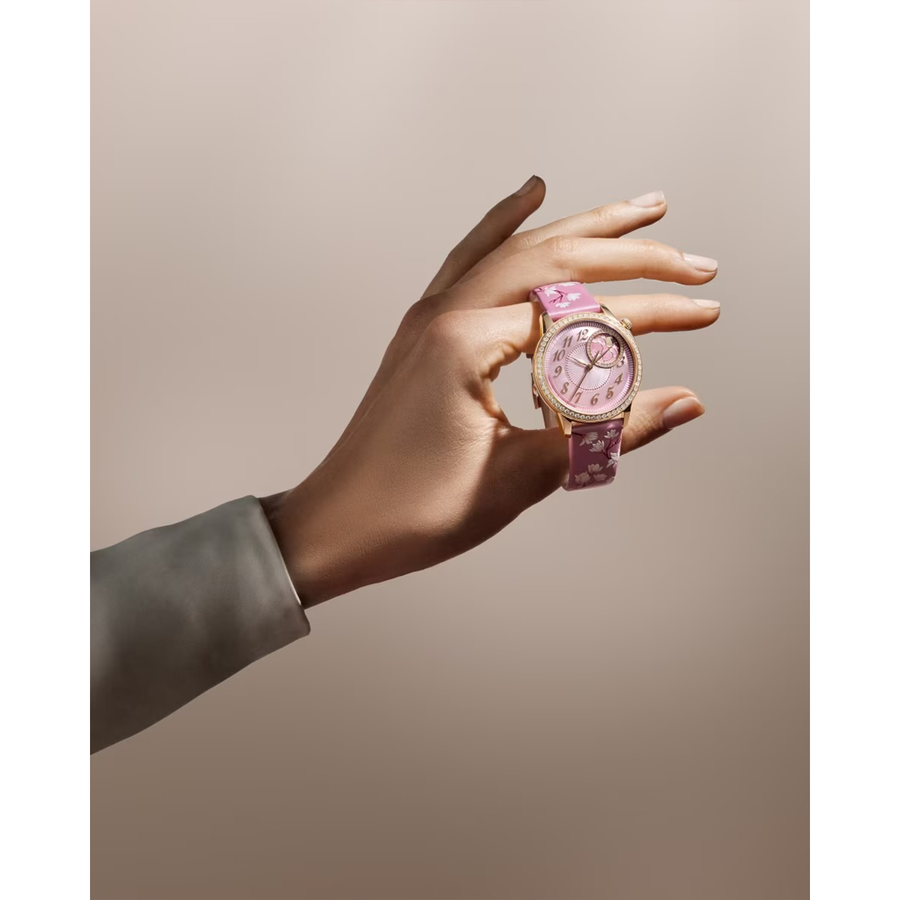 VACHERON CONSTANTIN エジェリー・ムーンフェイズ 8005F/000R-H157