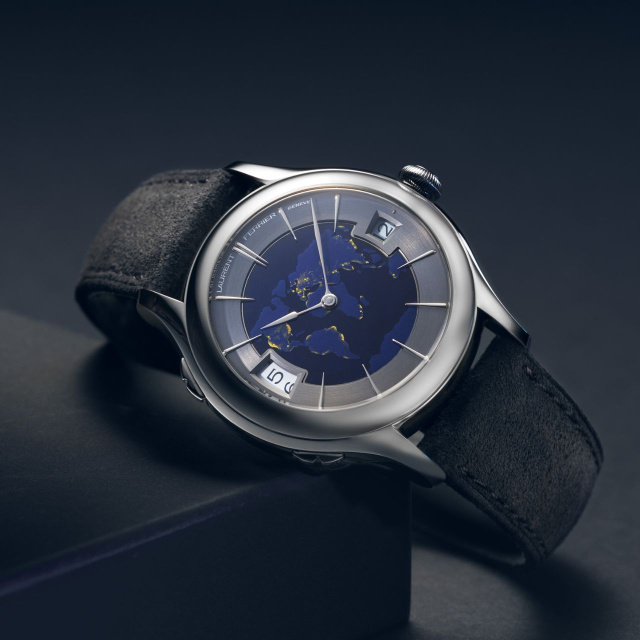 LAURENT FERRIER クラシック・トラベラー グローブナイトブルー LCF012.G1.NGE10