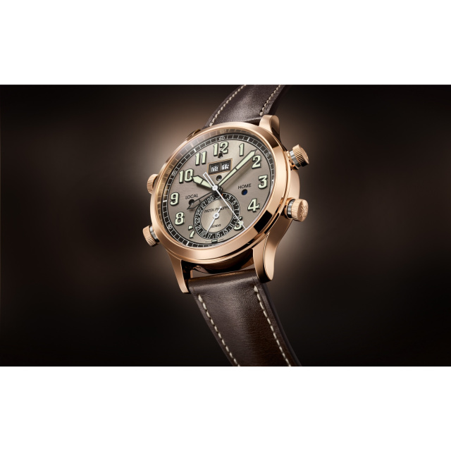 PATEK PHILIPPE アラーム・トラベルタイム 5520RG-001