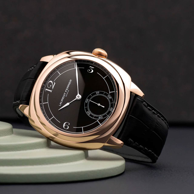 LAURENT FERRIER スクエア・マイクロローター レトロブラック LCF013.R5.N2W