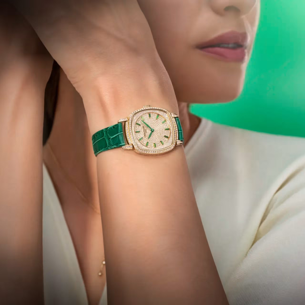 PATEK PHILIPPE ゴンドーロ・レディス・ファースト 7043/250R-001