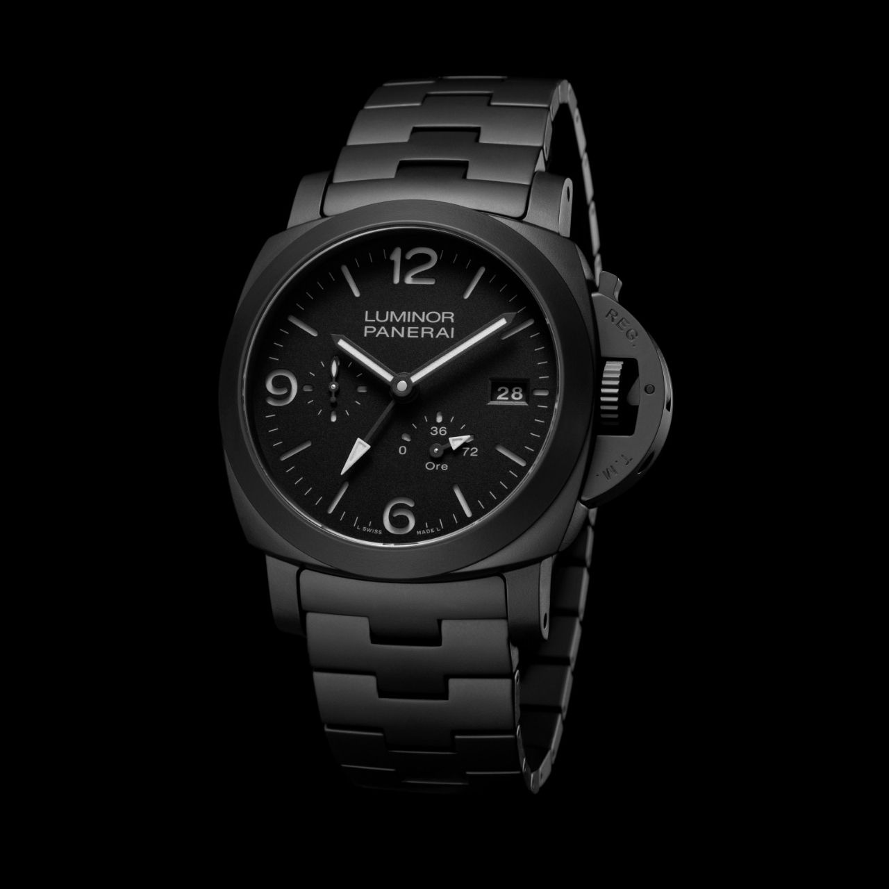 PANERAI ルミノール GMT パワーリザーブ チェラミカ PAM01674