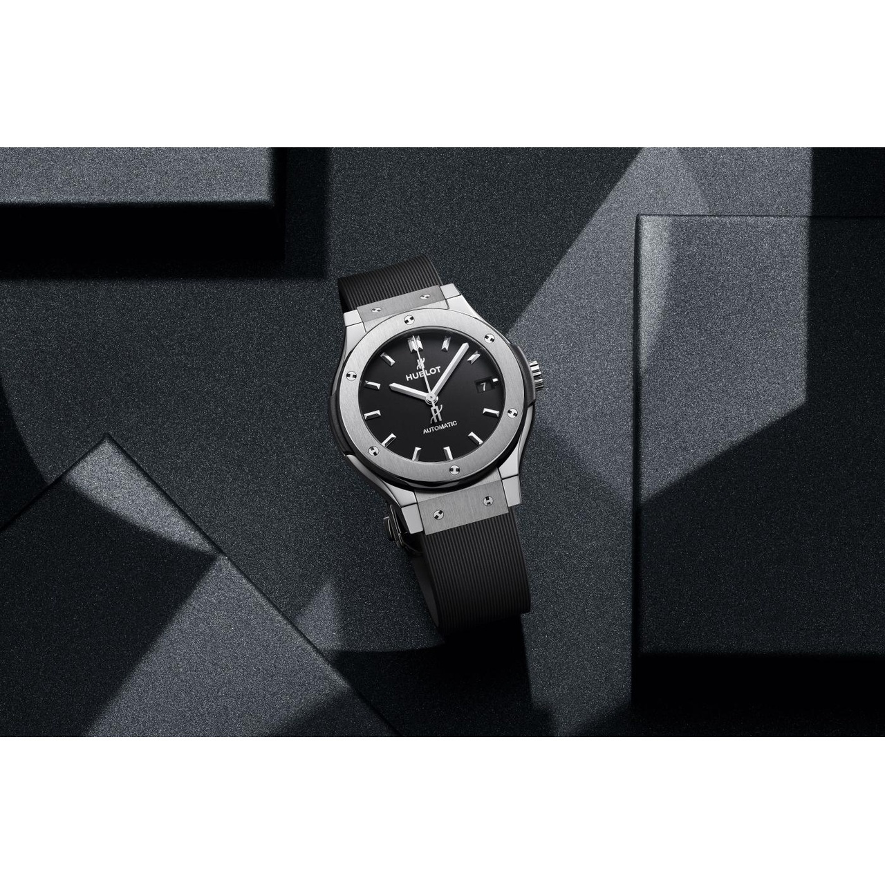 HUBLOT クラシック・フュージョン チタニウム 38mm 565.NX.1470.RX