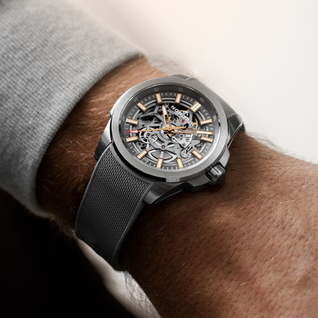 NORQAIN インディペンデンス スケルトン 42mm グレー N3000SLA/G303/322GR.20S