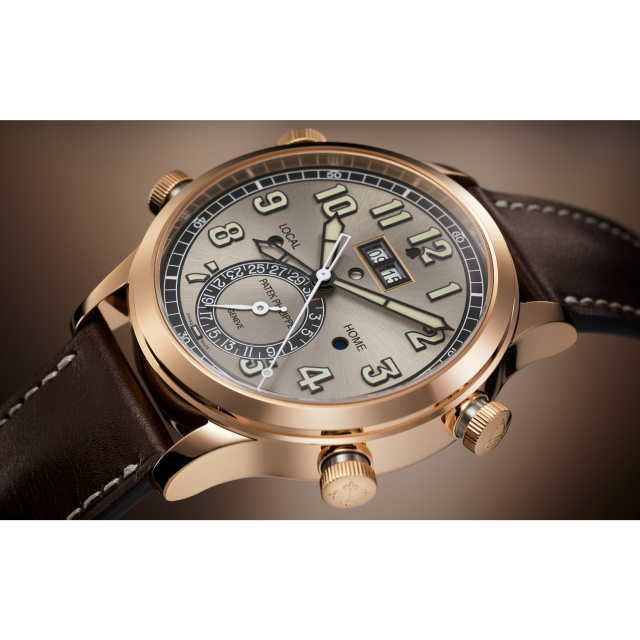 PATEK PHILIPPE アラーム・トラベルタイム 5520RG-001