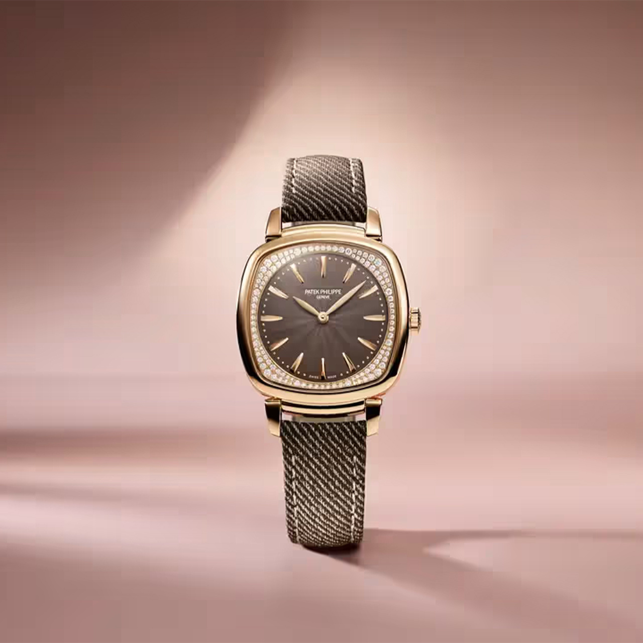 PATEK PHILIPPE ゴンドーロ・レディス・ファースト 7043R-001