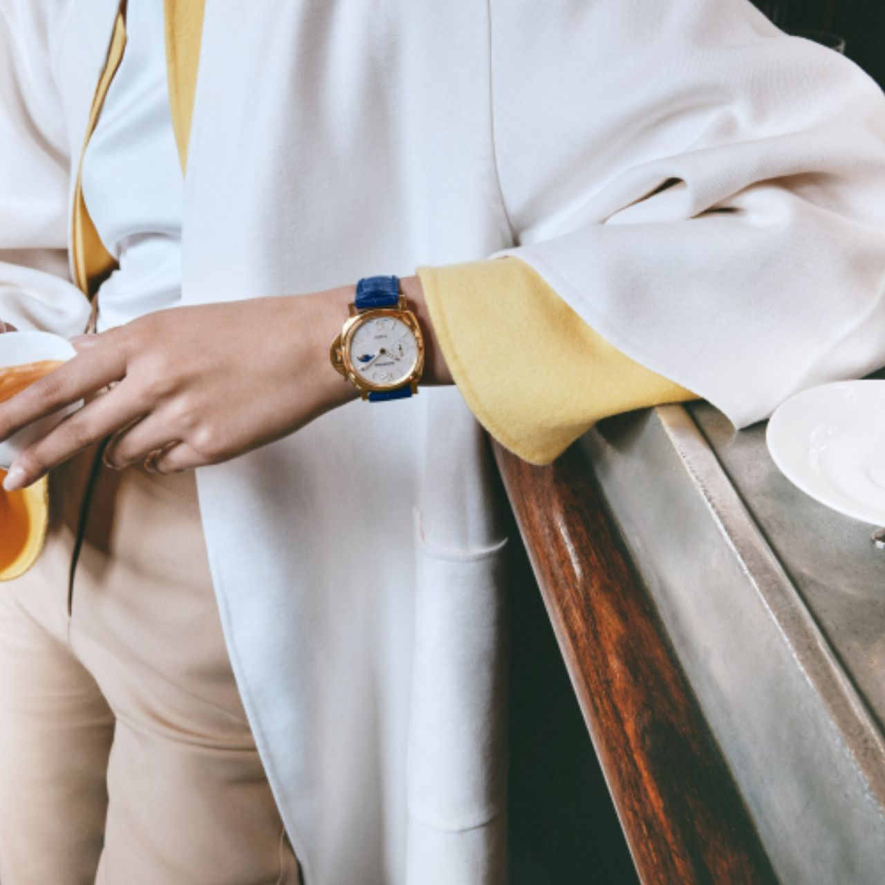 PANERAI ルミノール ドゥエ ルナ ゴールドテック™ - 38mm PAM01181