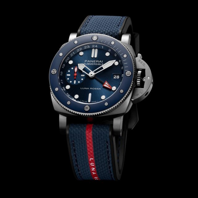 PANERAI サブマーシブル GMT ルナ・ロッサ チタニオ PAM01507