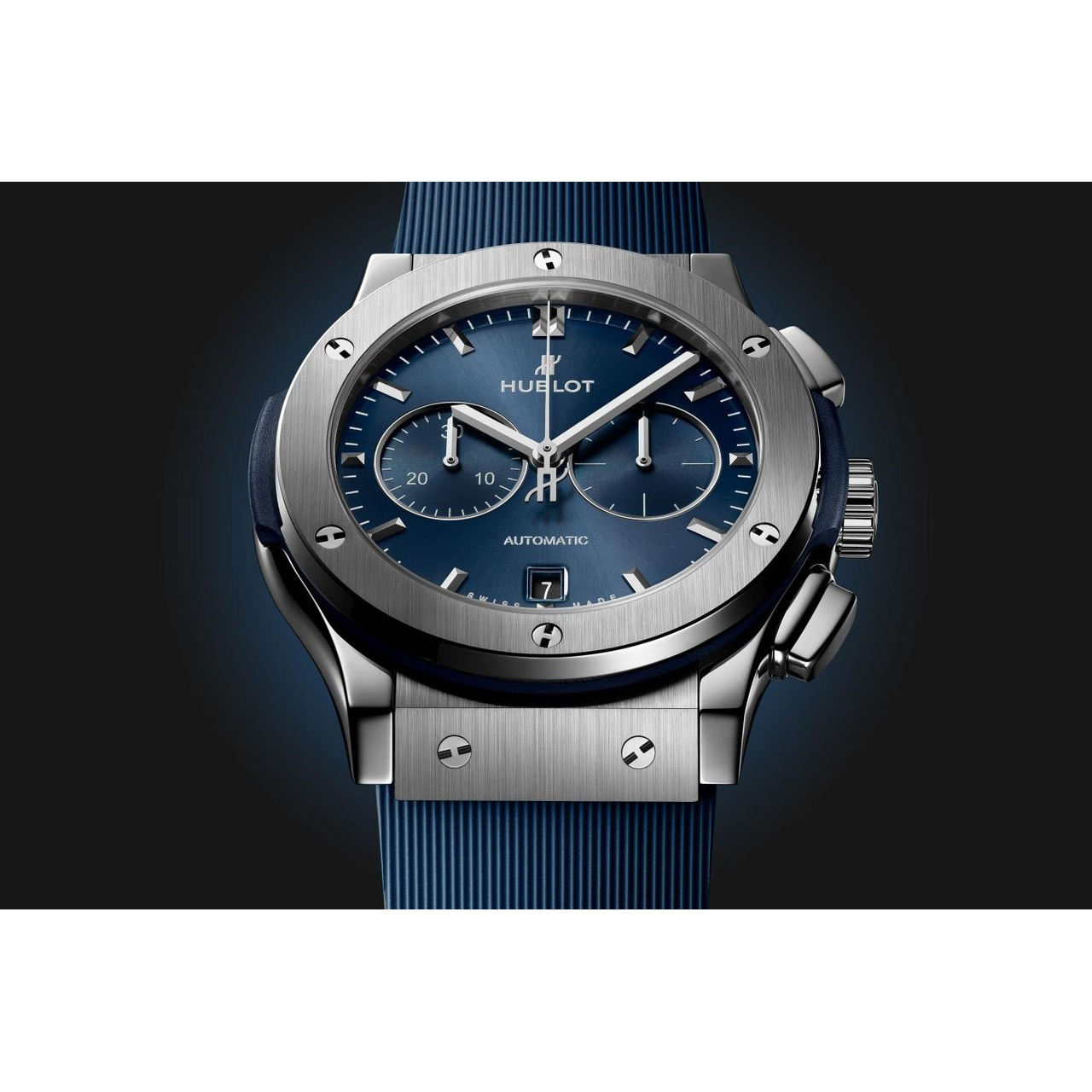 HUBLOT クラシック・フュージョン クロノグラフ チタニウム ブルー 42mm 541.NX.7170.RX
