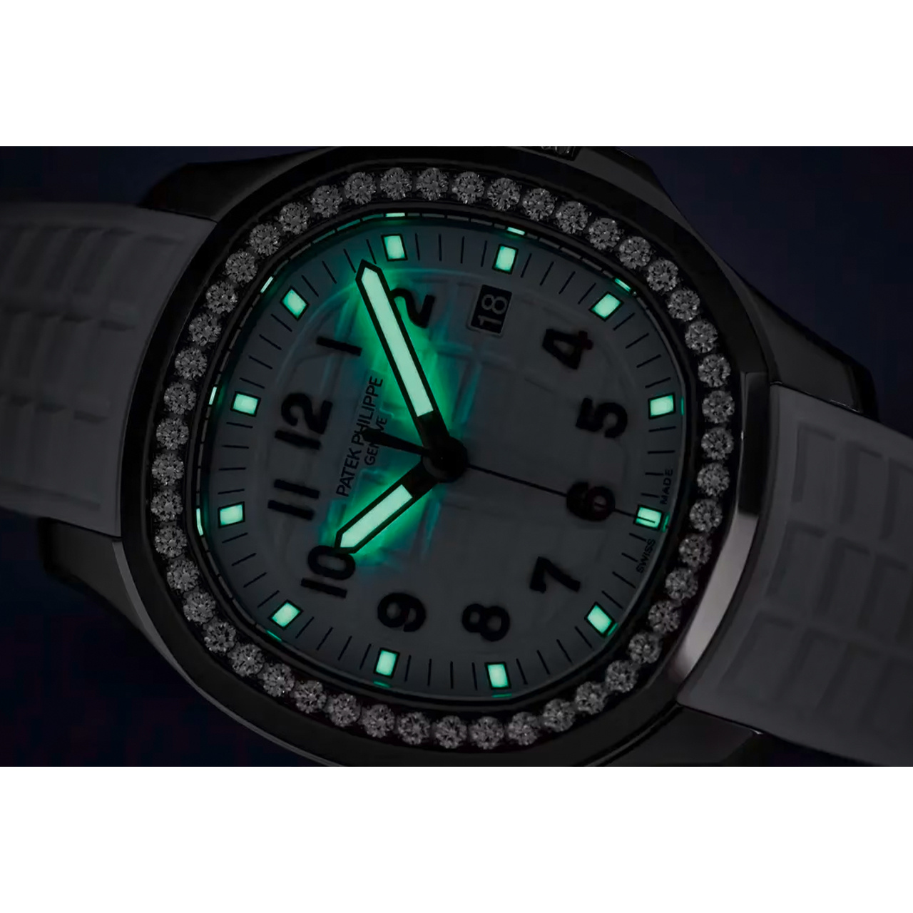 PATEK PHILIPPE アクアノート・ルーチェ 5267/200A-010