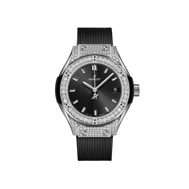 HUBLOT クラシック・フュージョン チタニウム パヴェ 591.NX.1470.RX.1604