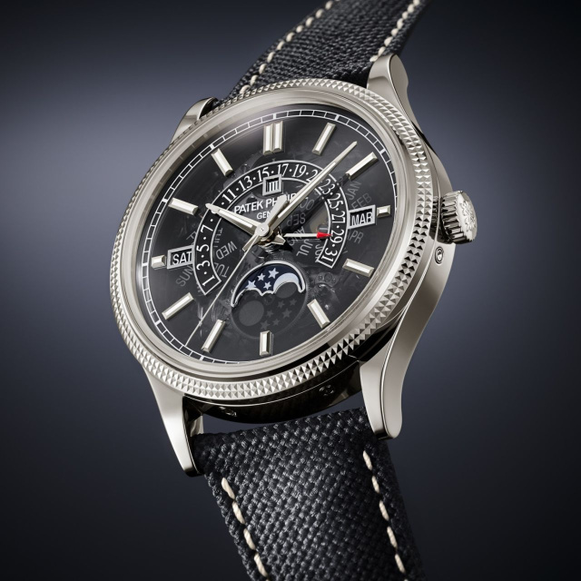PATEK PHILIPPE レトログラード日付表示針付永久カレンダー 6159G-001