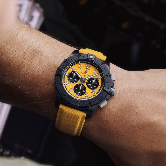 BREITLING アベンジャー B01 クロノグラフ 44 ナイトミッション SB0147101I1X1