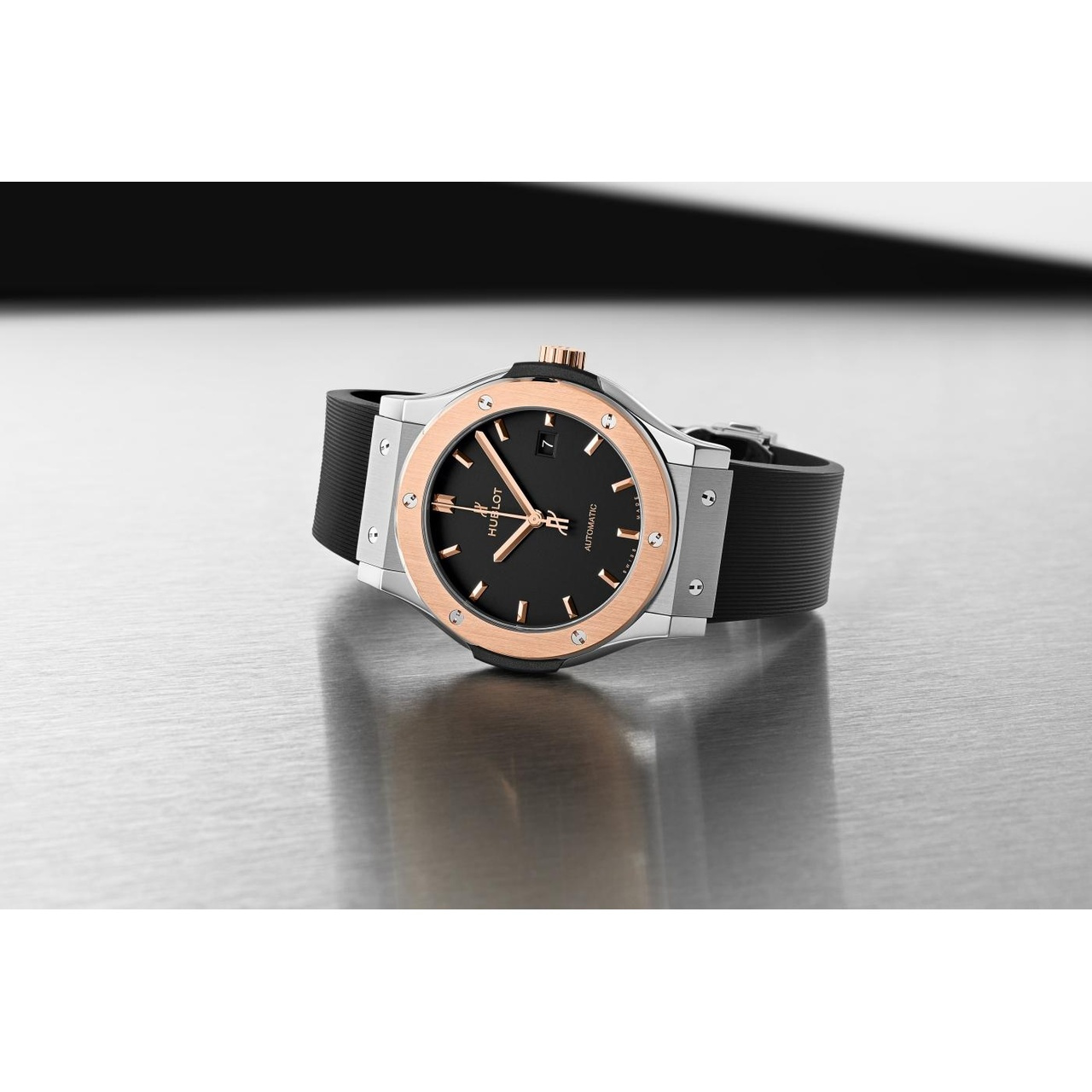 HUBLOT クラシック・フュージョン チタニウム キングゴールド 42mm 542.NO.1181.RX
