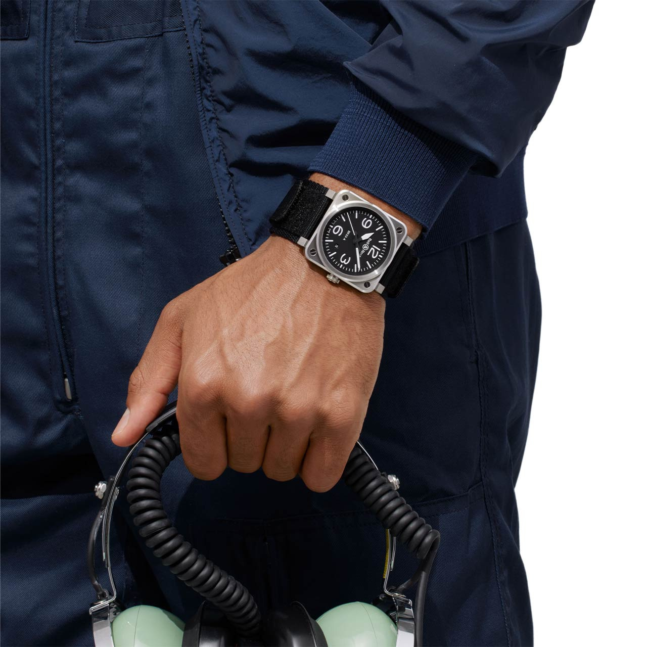 BR 03 ブラックスティール BR03A-BL-ST/SRB｜Bell & Ross - ベル＆ロス｜ウォッチ｜神戸三宮  正規時計宝飾店カミネ｜神戸三宮 正規時計宝飾店カミネ