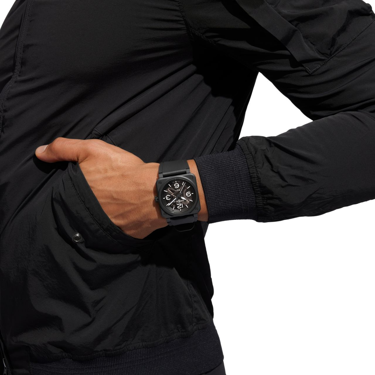 Bell & Ross BR-03 スケルトン ブラック セラミック BR03A-BL-SKCE/SRB