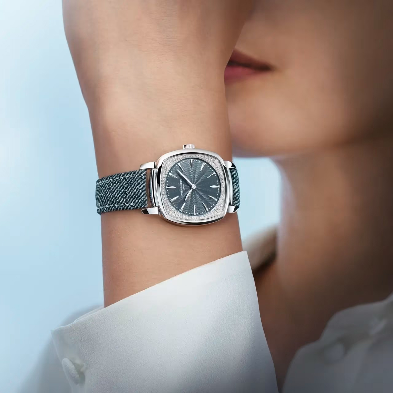 PATEK PHILIPPE ゴンドーロ・レディース・ファースト 7043G-001
