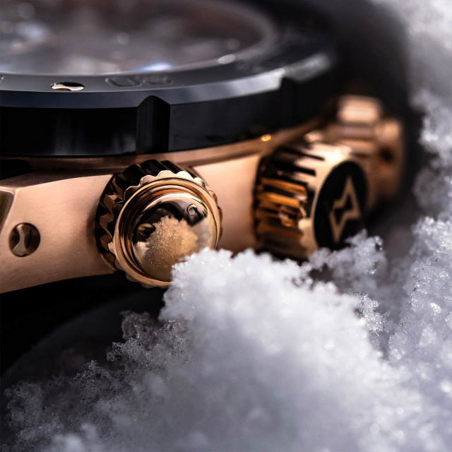 EDOX クロノオフショア1 クロノグラフ 10242-TINR-NIR
