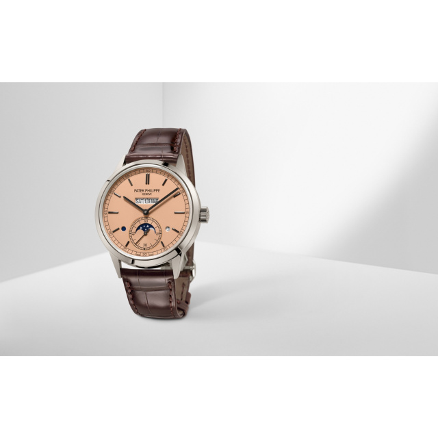 PATEK PHILIPPE インライン永久カレンダー 5236P-010