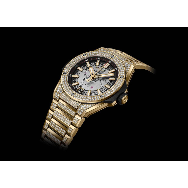 HUBLOT ビッグ・バン インテグレーテッド タイムオンリー イエローゴールド パヴェ 456.VX.0130.VX.3704