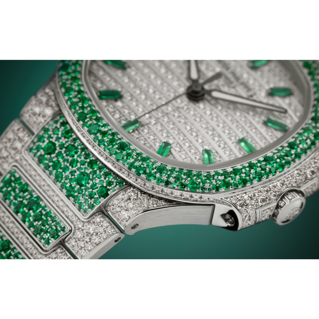 PATEK PHILIPPE 婦人用ノーチラス・ハイジュエリー 7118/1453G-001