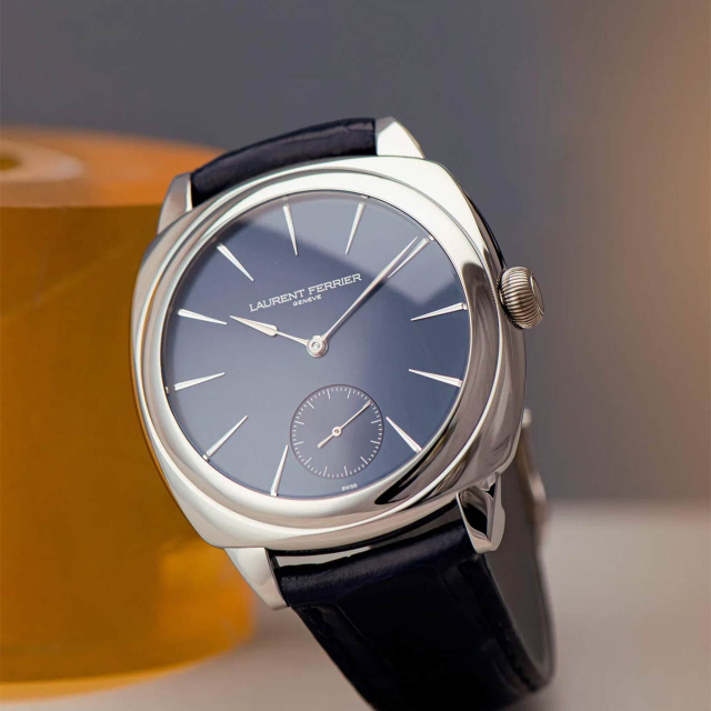 LAURENT FERRIER スクエア・マイクロローター ブルー LCF013.AC.CG2