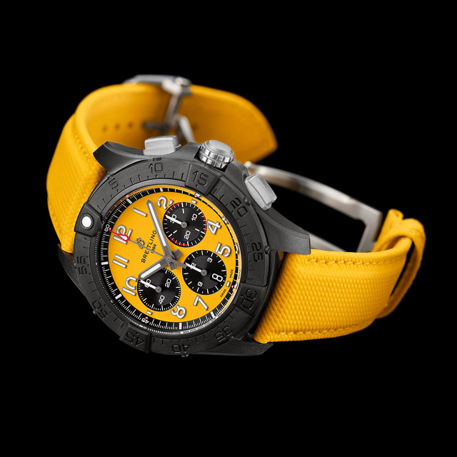 BREITLING アベンジャー B01 クロノグラフ 44 ナイトミッション SB0147101I1X1