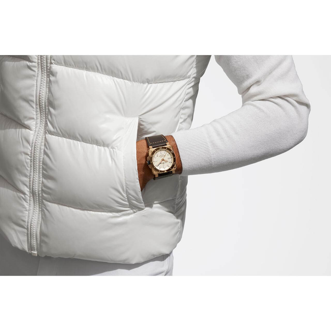 Bell & Ross BR 03-92 ダイバー ホワイト ブロンズ BR0392-D-WH-BR/SCA