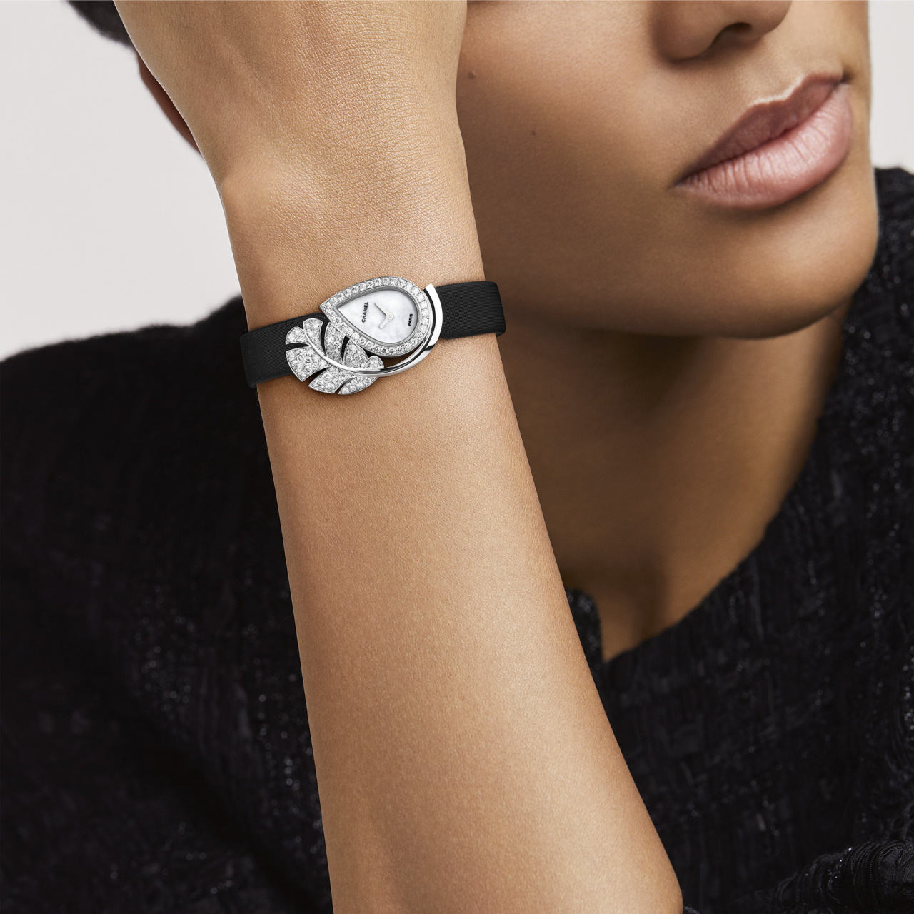 プリュム ドゥ シャネル ジュエリーウォッチ J11762｜CHANEL