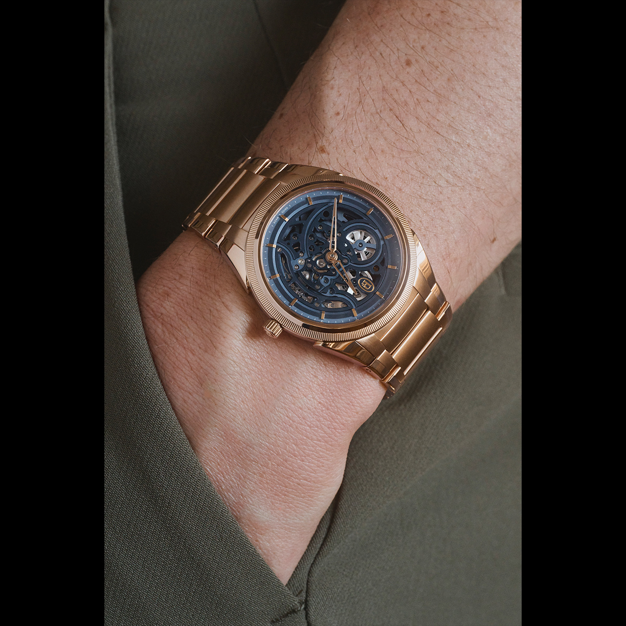 PARMIGIANI FLEURIER トンダ PF スケルトン ローズゴールド ミラノブルー PFC912-2020004-200182