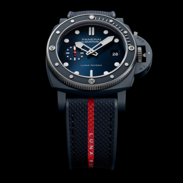 PANERAI サブマーシブル クアランタクアトロ ルナ・ロッサ Ti-Ceramitech™ PAM01466
