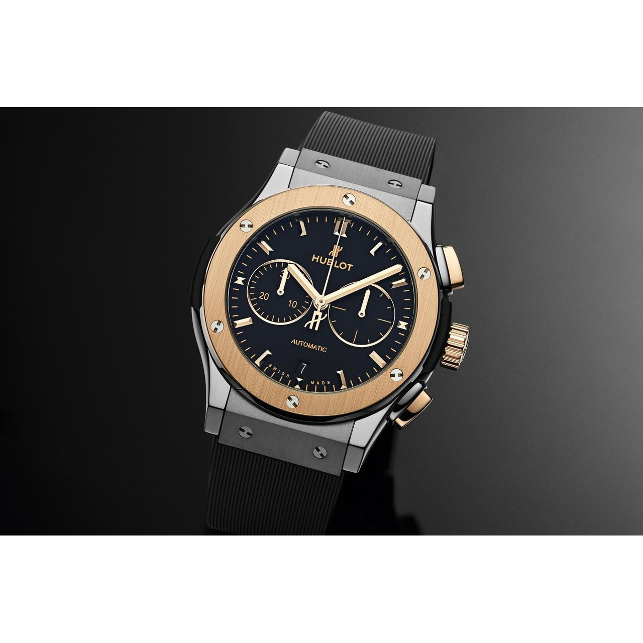 HUBLOT クラシック・フュージョン クロノグラフ チタニウム キングゴールド 42mm 541.NO.1181.RX
