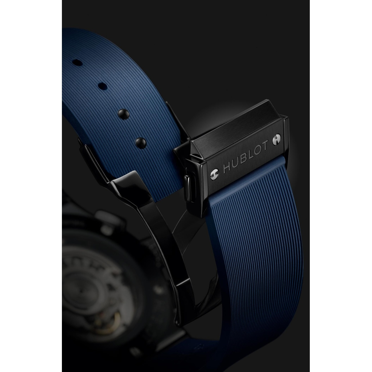 HUBLOT クラシック・フュージョン クロノグラフ セラミック ブルー 45mm 521.CM.7170.RX