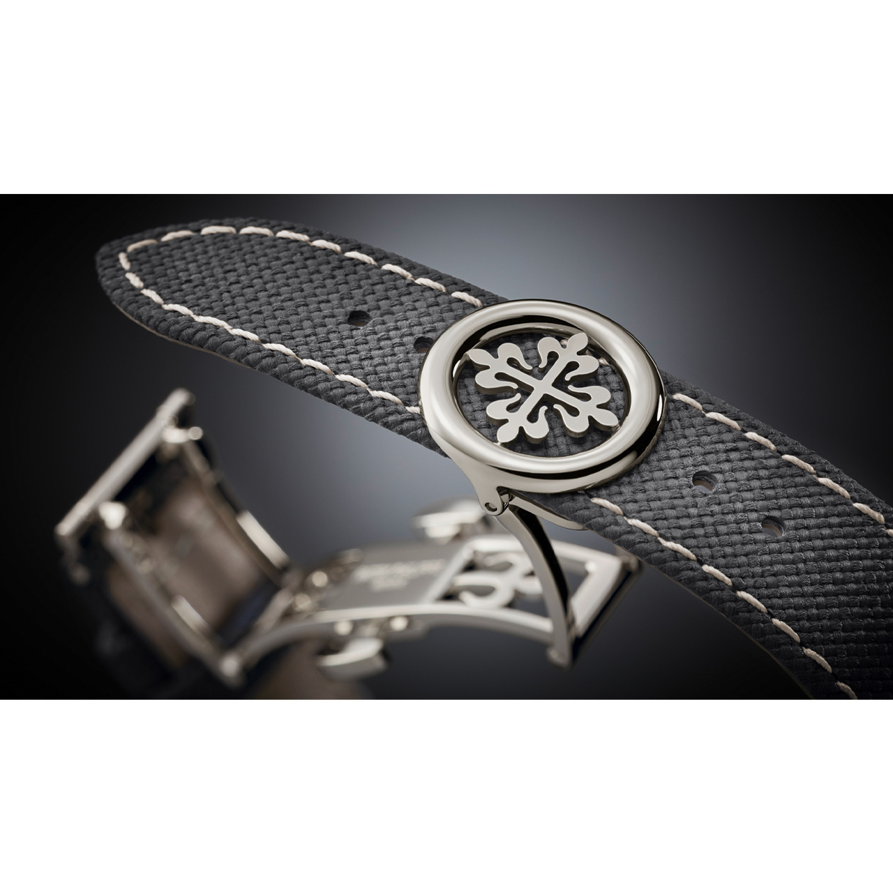 PATEK PHILIPPE インライン永久カレンダー 5236P-011