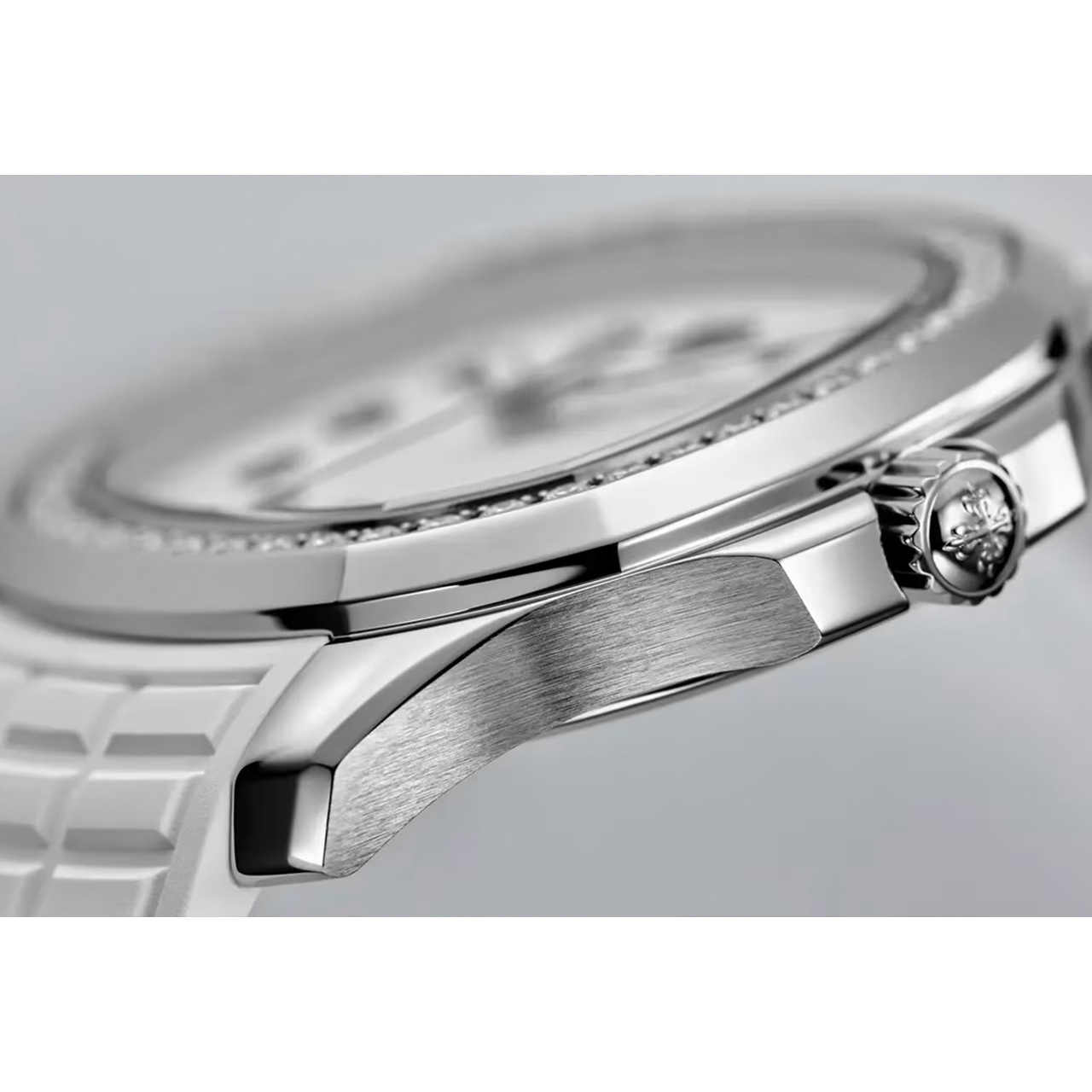 PATEK PHILIPPE アクアノート・ルーチェ 5267/200A-010