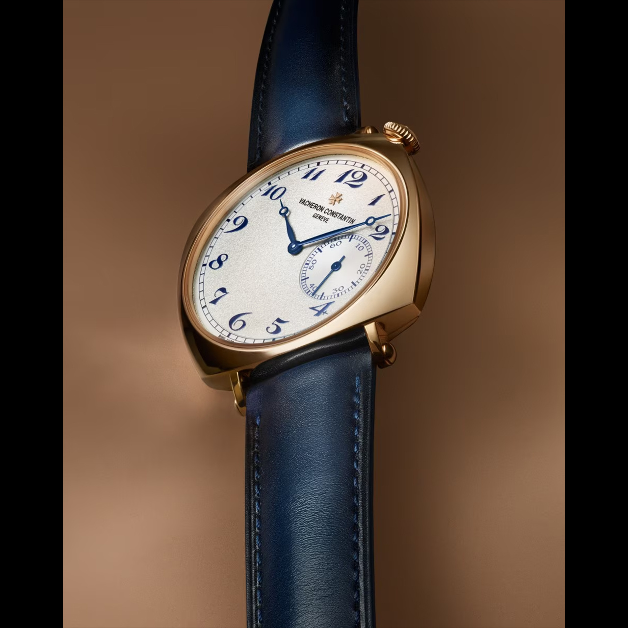 VACHERON CONSTANTIN ヒストリーク・アメリカン1921 82035/000R-H114