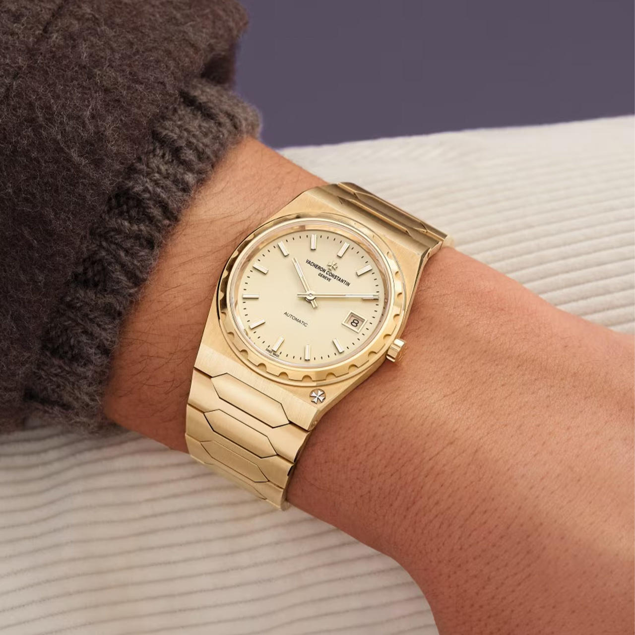 VACHERON CONSTANTIN ヒストリーク・222 4200H/222J-B935