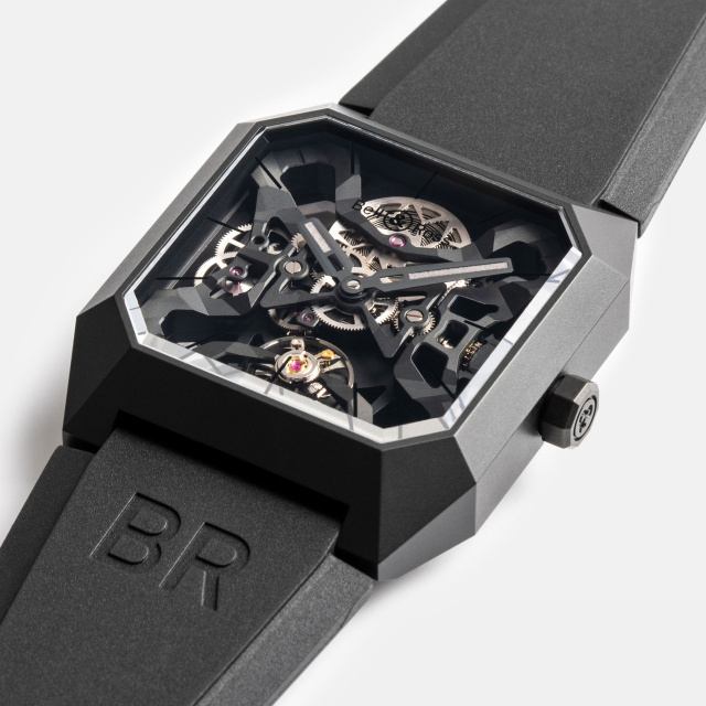 Bell & Ross BR 03 サイバーセラミック BR03-CYBER-CE