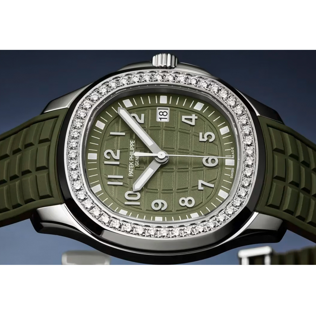 PATEK PHILIPPE アクアノート・ルーチェ 5267/200A-011