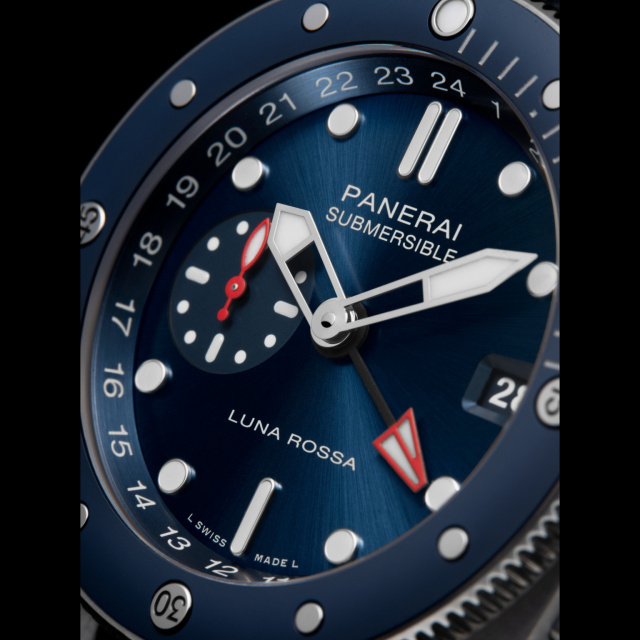 PANERAI サブマーシブル GMT ルナ・ロッサ チタニオ PAM01507