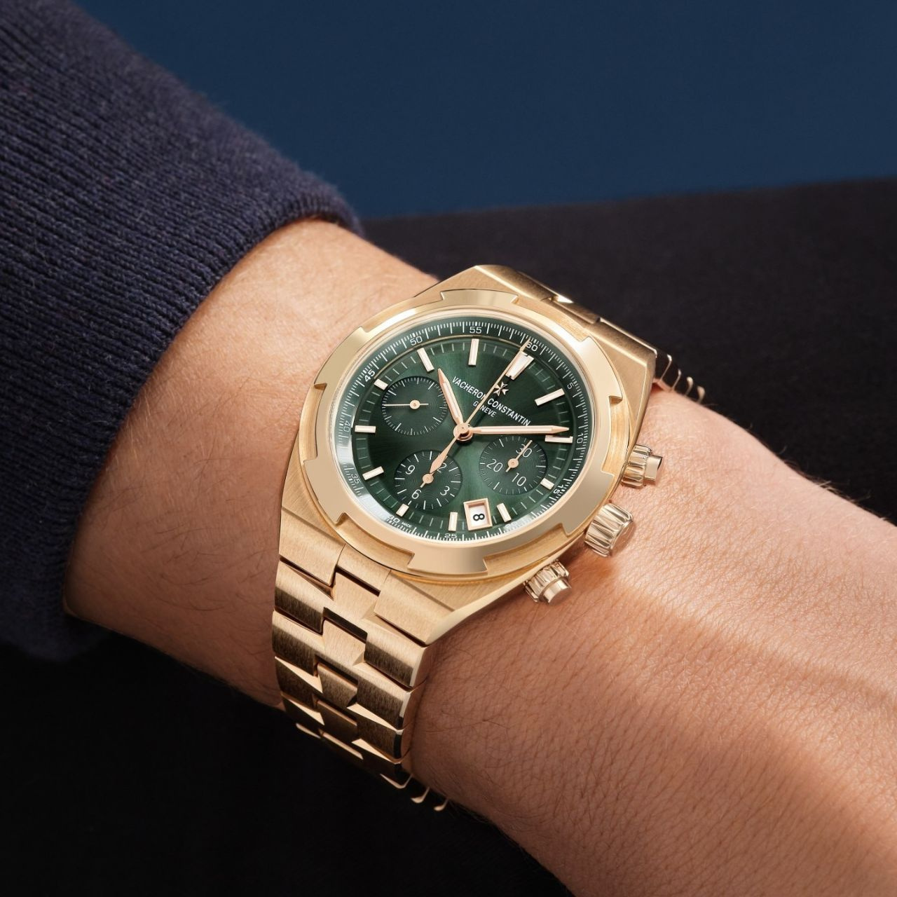 VACHERON CONSTANTIN オーヴァーシーズ・クロノグラフ 5520V/210R-B966