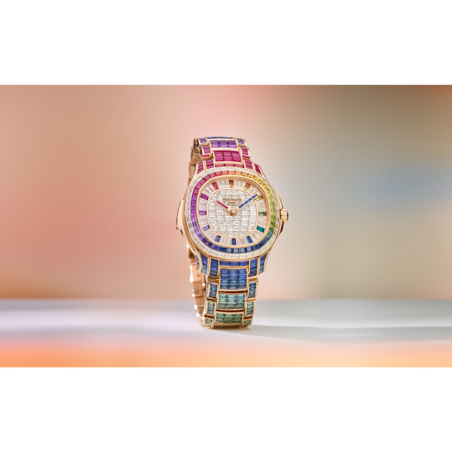 PATEK PHILIPPE アクアノート・ルーチェ《レインボー》ミニットリピーター, ハイジュエリー 5260/1455R-001
