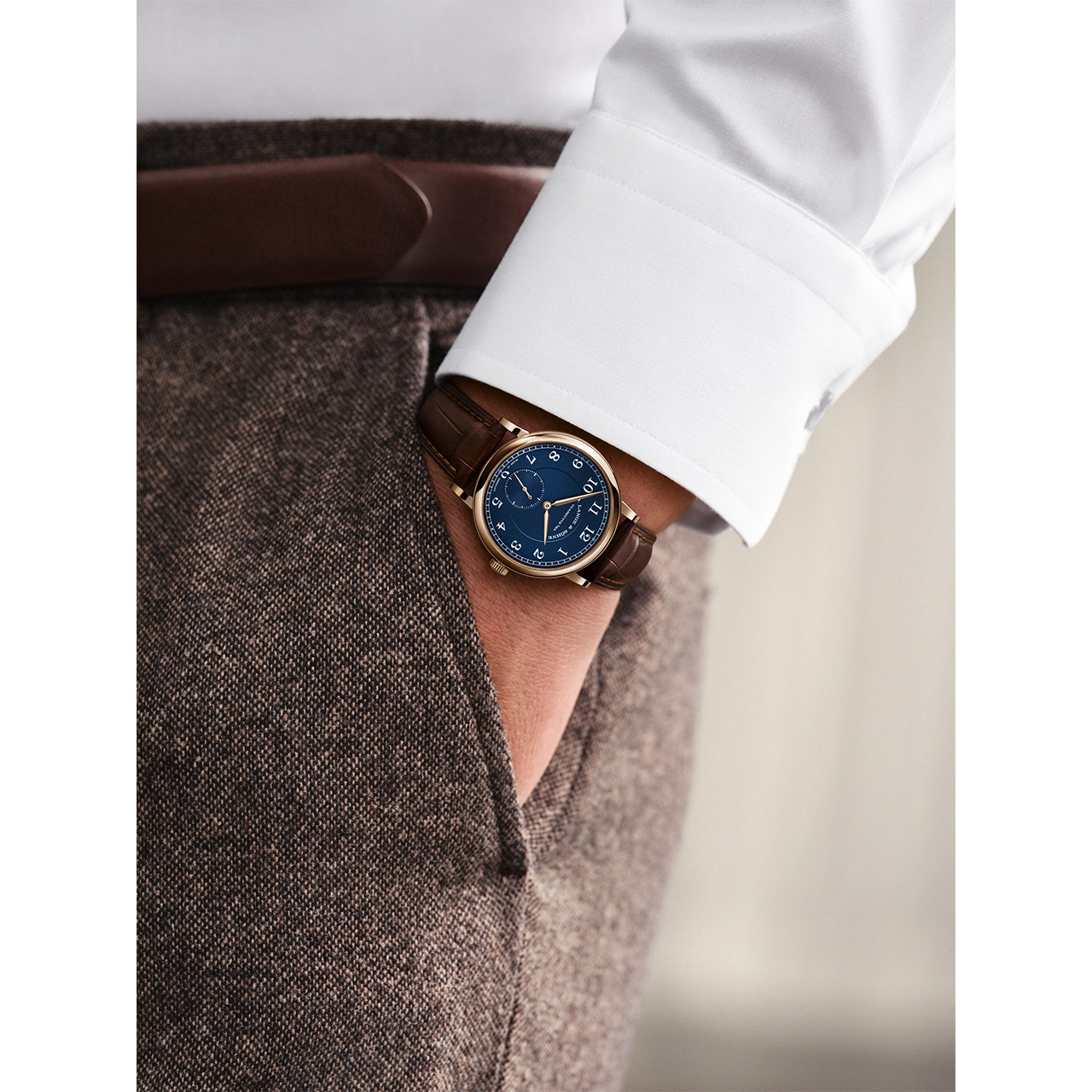 A.LANGE&SÖHNE 1815 220.037 / LSLS2204AA
