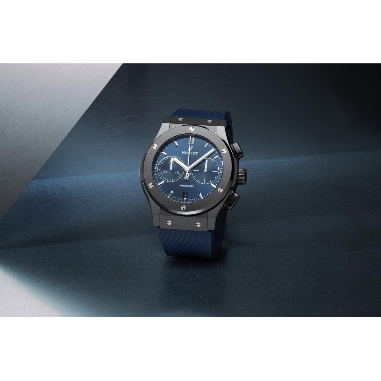 HUBLOT クラシック・フュージョン クロノグラフ セラミック ブルー 45mm 521.CM.7170.RX