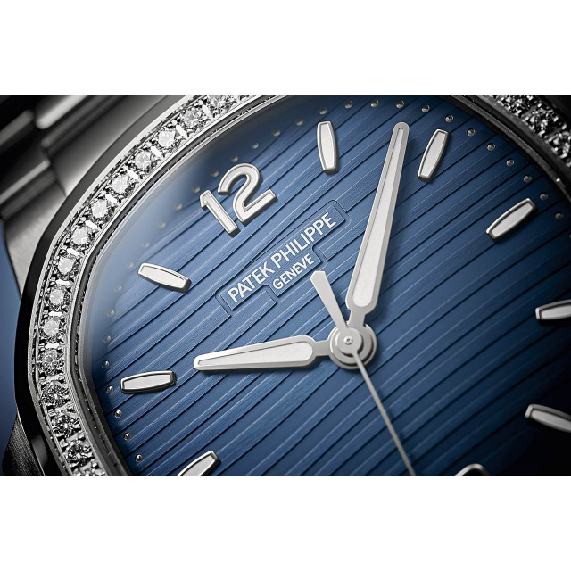 PATEK PHILIPPE 婦人用ノーチラス《レディス・オートマチック》 Ref.7118/1200A-001