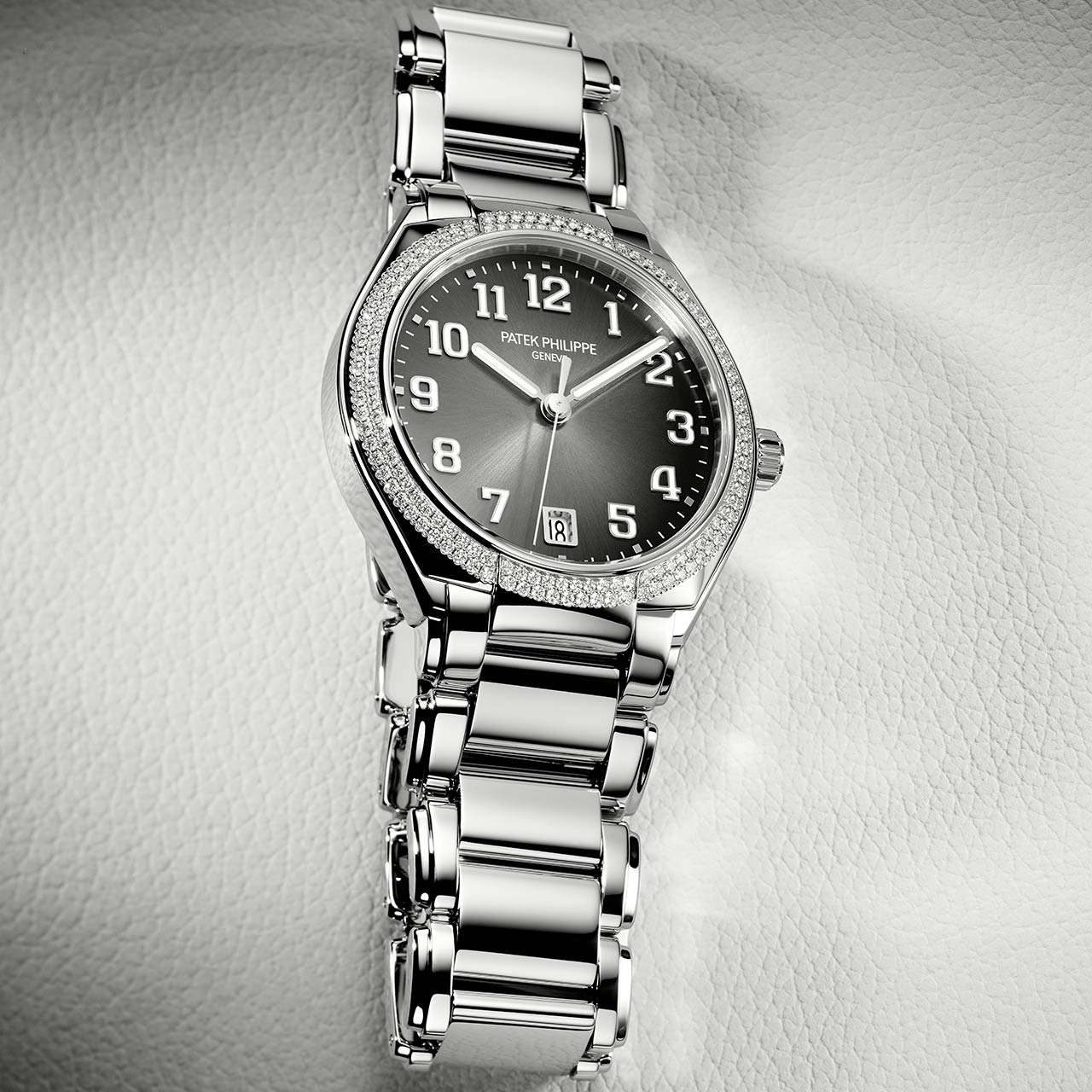 TWENTY~4 AUTOMATIC 7300/1200A-010｜PATEK PHILIPPE - パテック