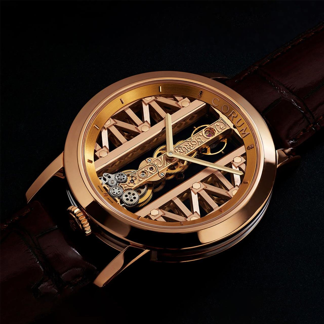 CORUM GOLDEN BRIDGE 43 Ref.B113/03010