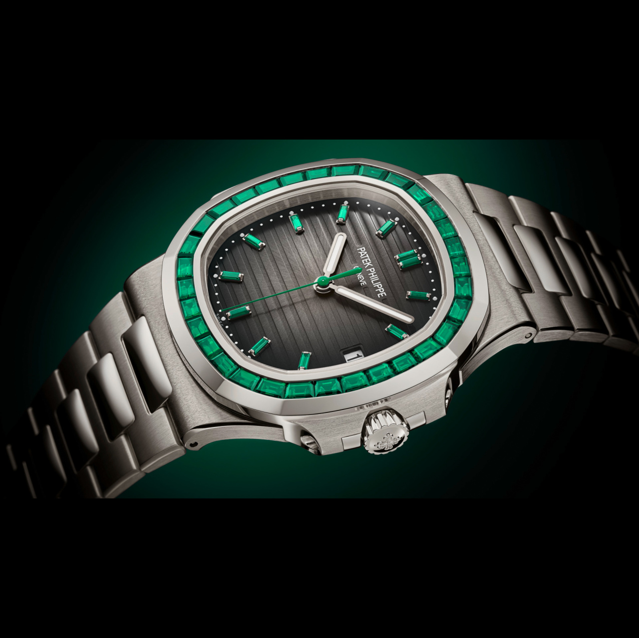 PATEK PHILIPPE ノーチラス 5711/113P-001