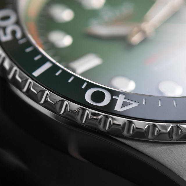 EDOX ネプチュニアン グランデ リザーブ デイト オートマティック 80801-3VCA-VDN